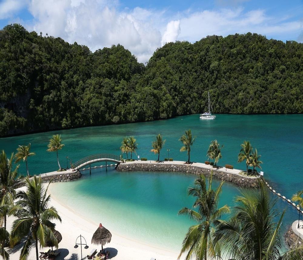 Palau Royal Resort Koror Exterior photo
