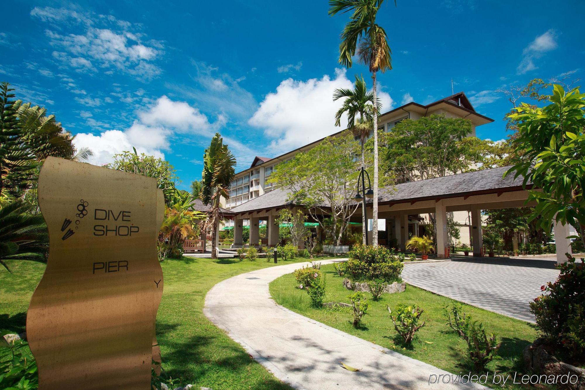 Palau Royal Resort Koror Exterior photo